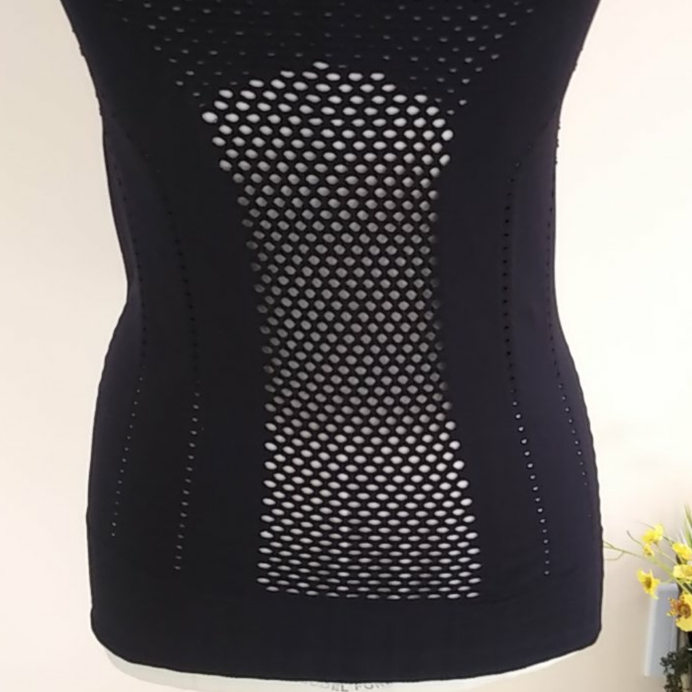 Athleta Too. - Picture 3 of 6